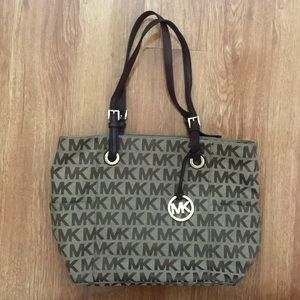 Michael Kors Tote
